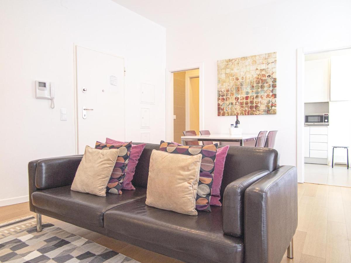 Baixa Chiado 2 Bedroom Duplex Apt With Ac Elevator Lisbon Bagian luar foto